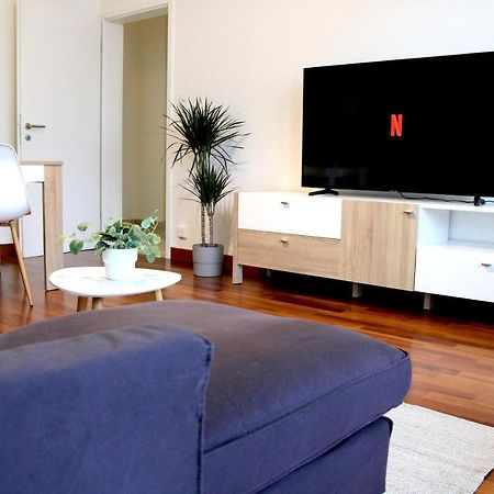 Cozy Apartment With Free Parking & Close To Lake Лугано Экстерьер фото